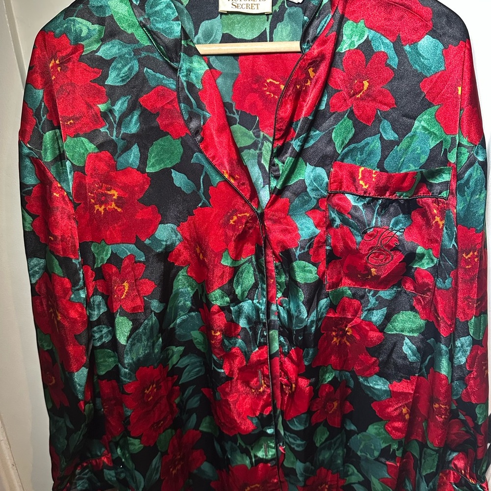 Vintage Gold Tag Victoria's Secret Red and Green Button down